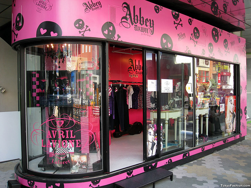 Avril Lavigne AbbeyDAWN Shop in Harajuku – Tokyo Fashion