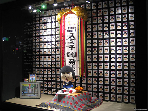 Comme Ca Shinjuku – Sumiko Window Display