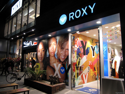 Roxy clothing shop store near me