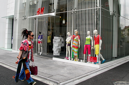 HM Harajuku Matthew Williamson 2009