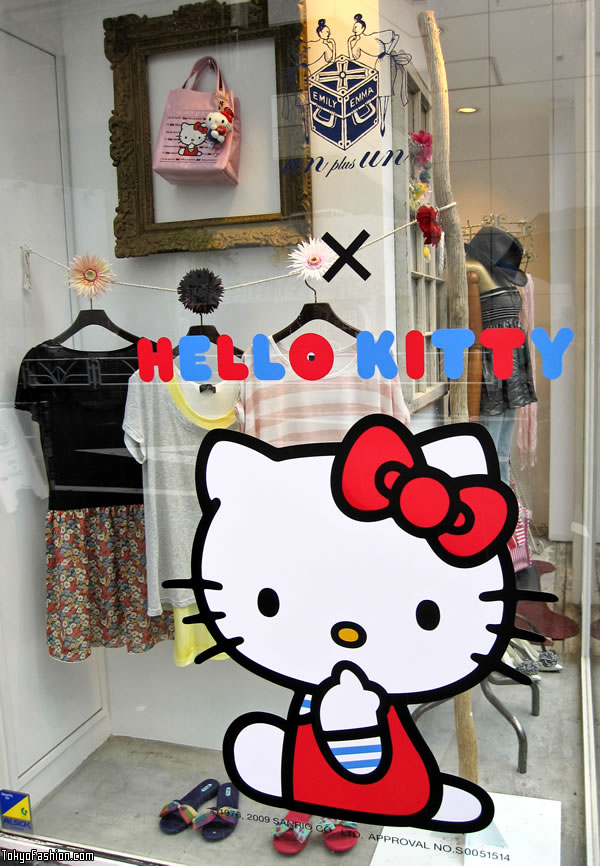 Hello Kitty on Cat Street