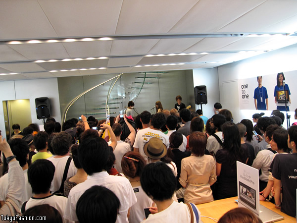 80Kidz x The Shoes at Apple Shibuya