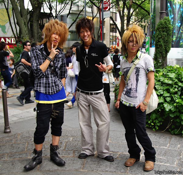 3 Japanese Guys in Omotesando