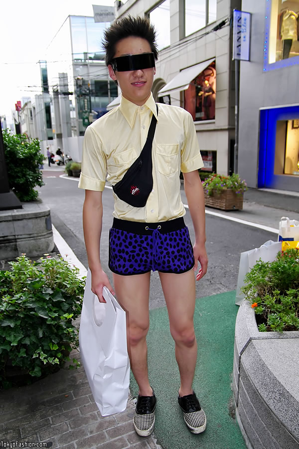 Japanese-Factory-Boy-09-2009-001-b.jpg