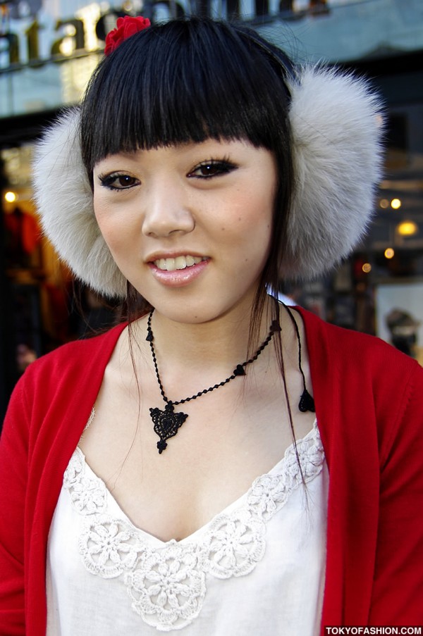 Cool Japanese Hairstyle and Necklace