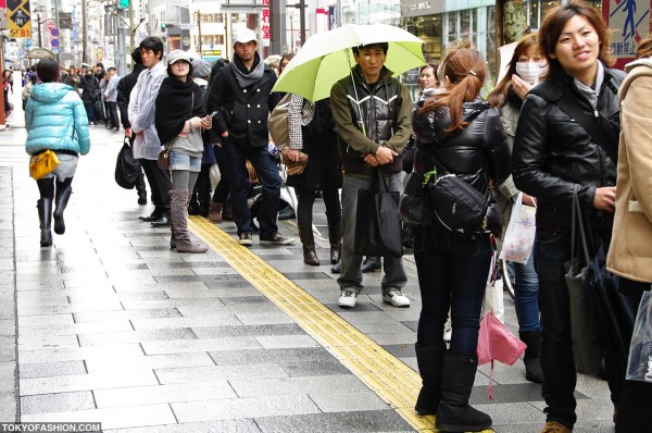 H&M Shinjuku Line