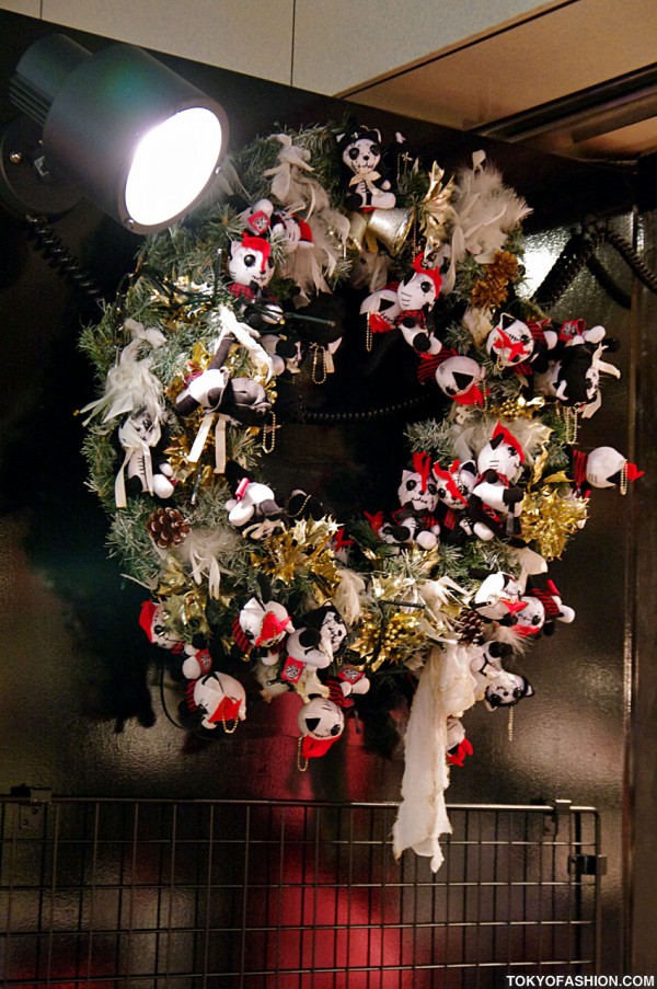 Hangry and Angry Xmas Wreath