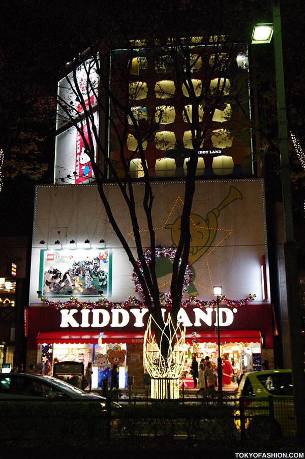 Kiddyland Harajuku at Christmas