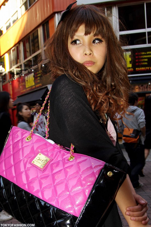 Pink Quilted Handbag in Shibuya