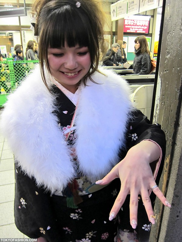 Japanese Girl Nail Art