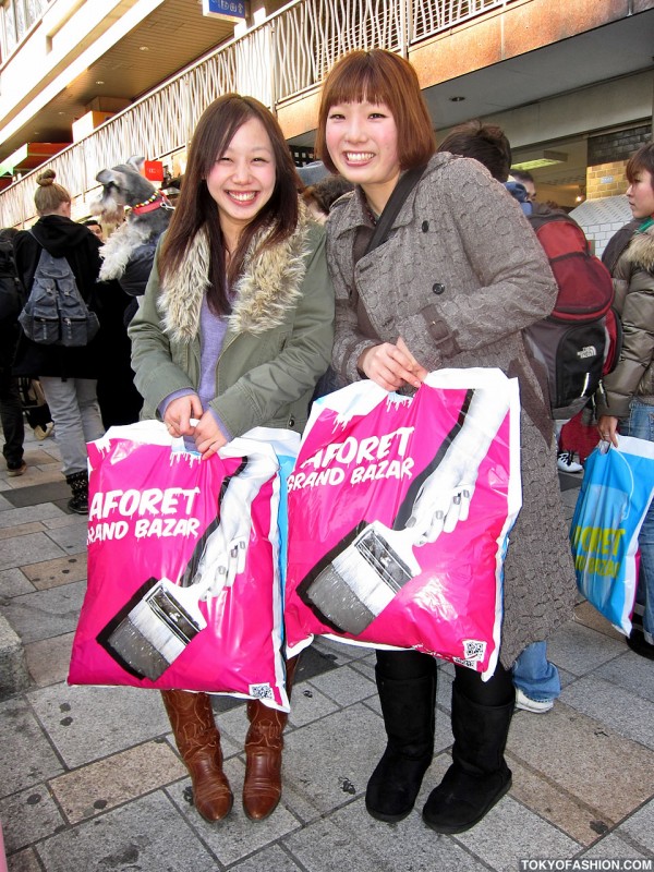 Happy LaForet Shoppers