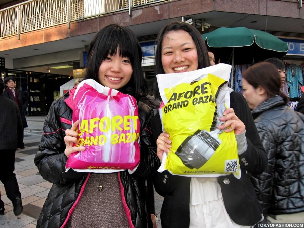 Friendly Japanese Girls in Harajuku