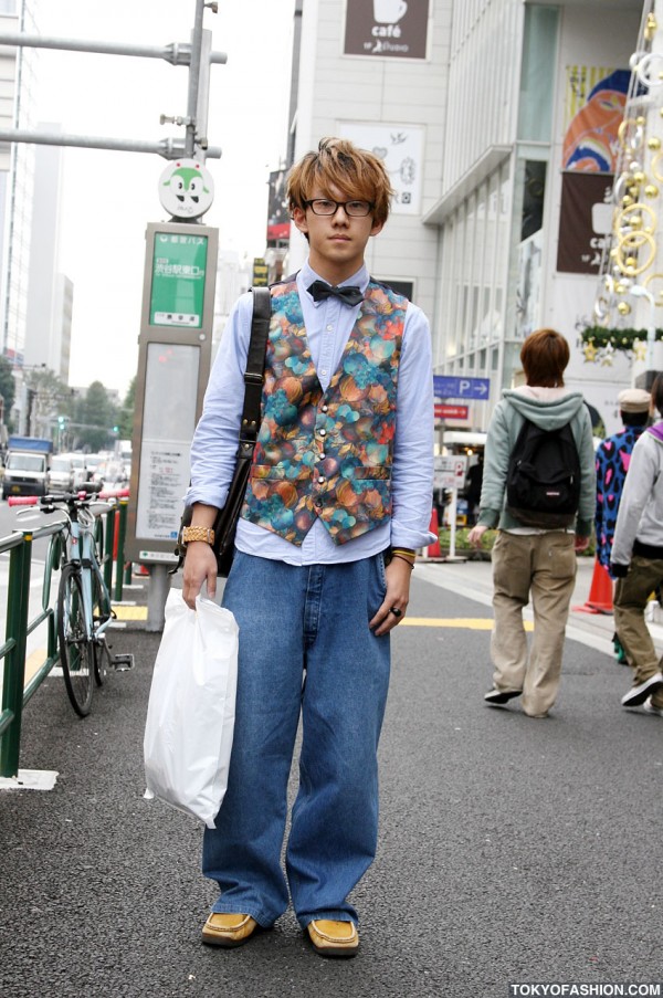 Harajuku Guy in Glasses, Bow Tie & Colorful Vest