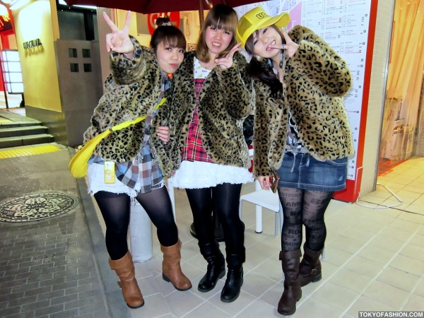 Cute Japanese Girls in Leopard Print