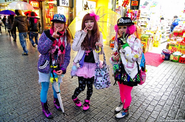 Cute Japanese Girls in 6%DOKIDOKI & Galaxxxy
