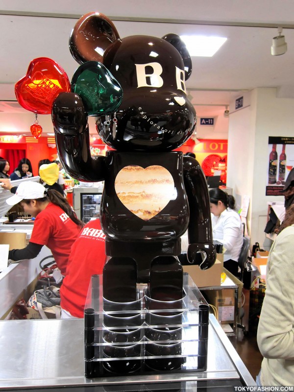 Giant Chocolate Bearbrick