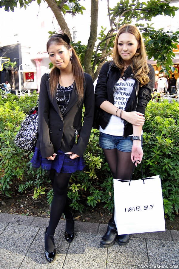 Shibuya Girls in Moussy Fashion & Labret Piercing
