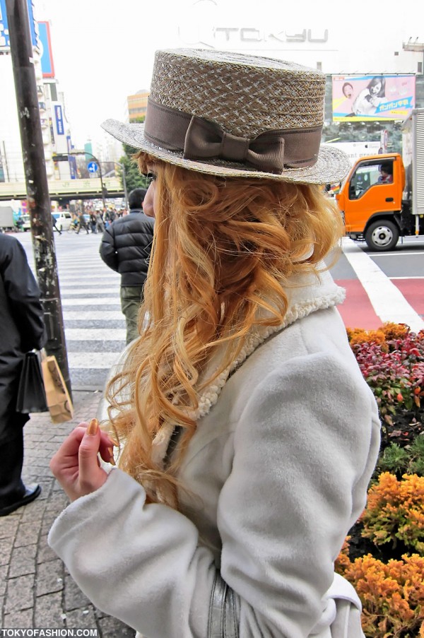Japanese Girl in Cute Hat & Blonde Hair