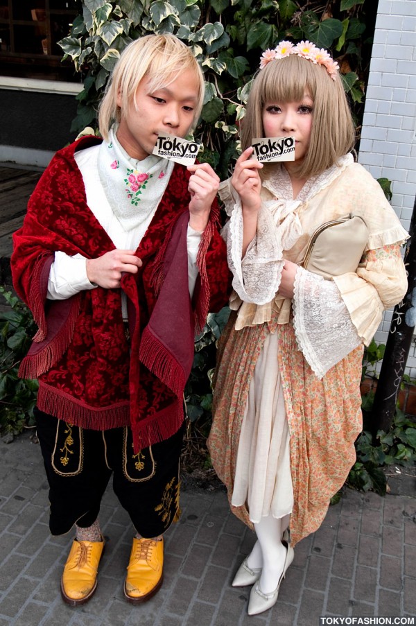 Renaissance / Vintage Street Fashion in Harajuku