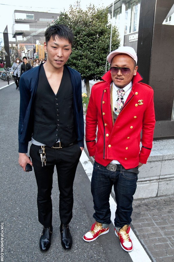 Harajuku Streetwear Guys in Red Blazer & Sneakers