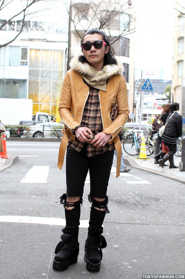 Fashionable Japanese Guy in Banal Chic Bizarre Leather Jacket & Tokyo Bopper Boots in Harajuku
