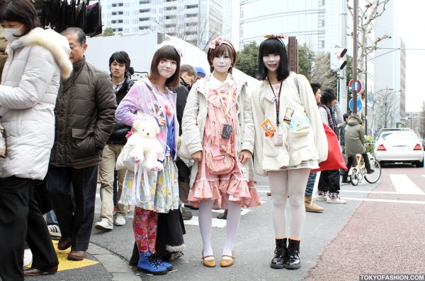 Three Harajuku Girls Wearing Hair Bows & Sweets