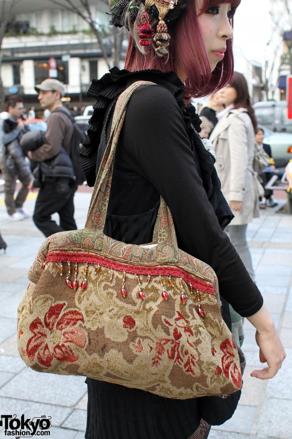 Vintage floral bag from Grimoire