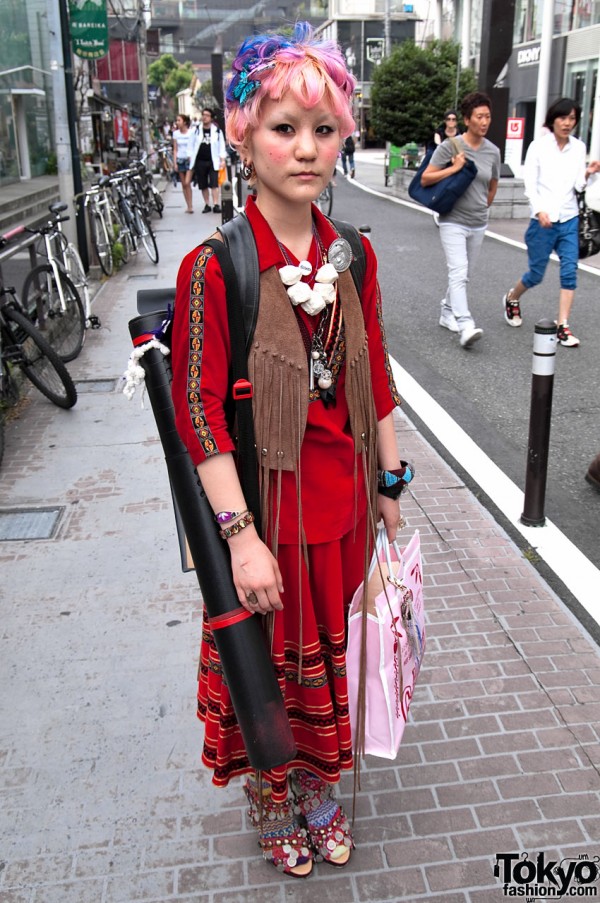 Frida Kahlo, Butterflies & Dicokick in Harajuku