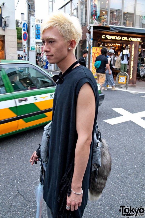 Blonde Hair & Cool Style in Harajuku