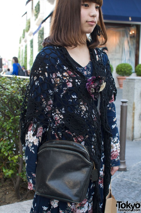 Flowered dress, shawl and black bag