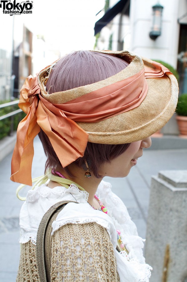 Vintage straw hat with bow