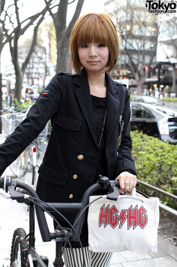 Red bob, bicycle & Hysteric Glamour bag