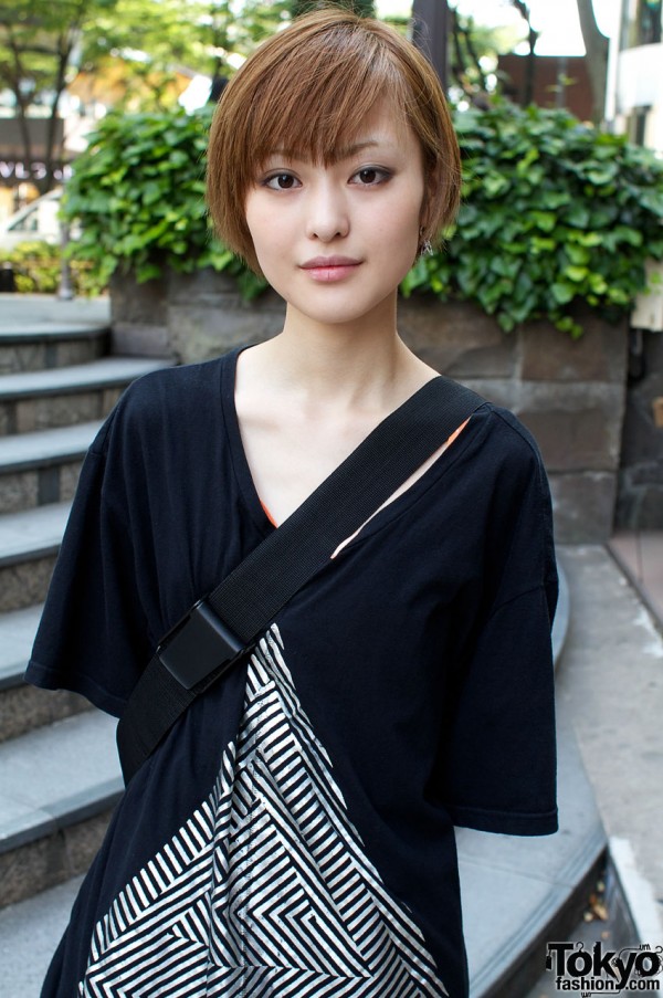 Bunka Fashion College student in black and white top
