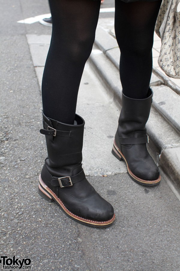 Black tights and boots with buckles