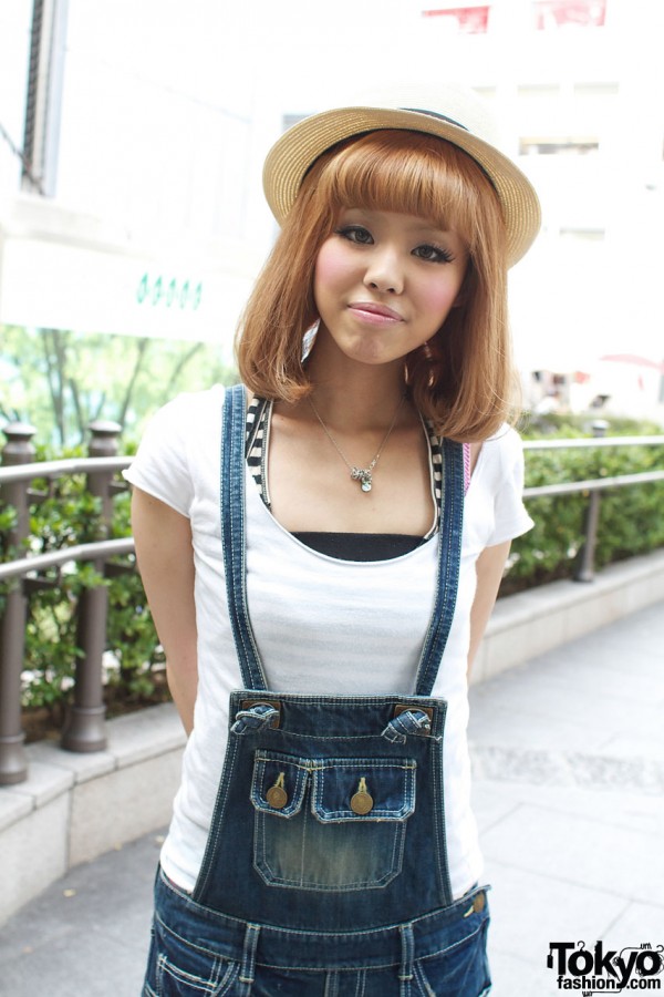 Straw hat & Swanky overalls