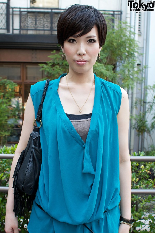 Turquoise Undulate top