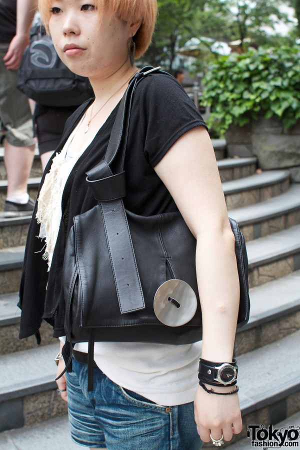 Kawa Kawa black bag with large button closure
