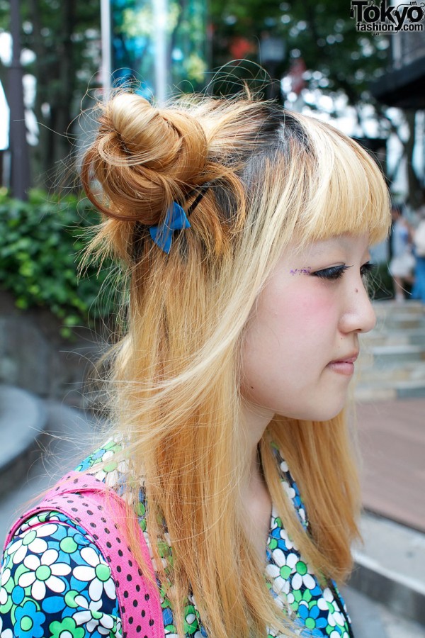 Blonde hair with odango buns