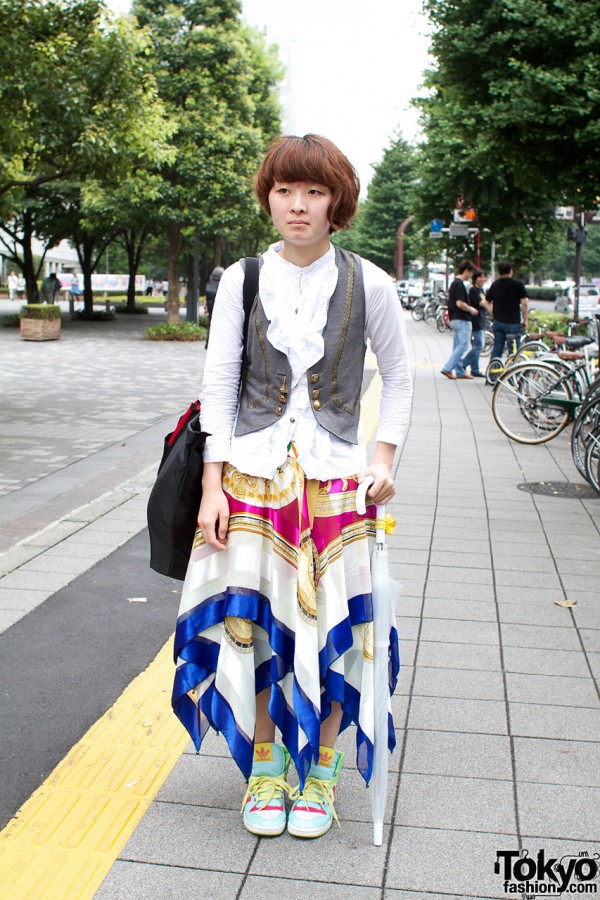 Kinji Scarf Skirt & Colorful Adidas Shoes