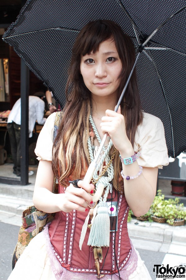Grimoire corset & umbrella