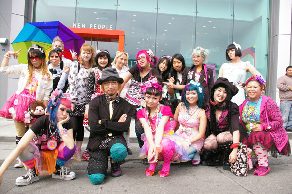 6%DOKIDOKI SF Fashion Walk