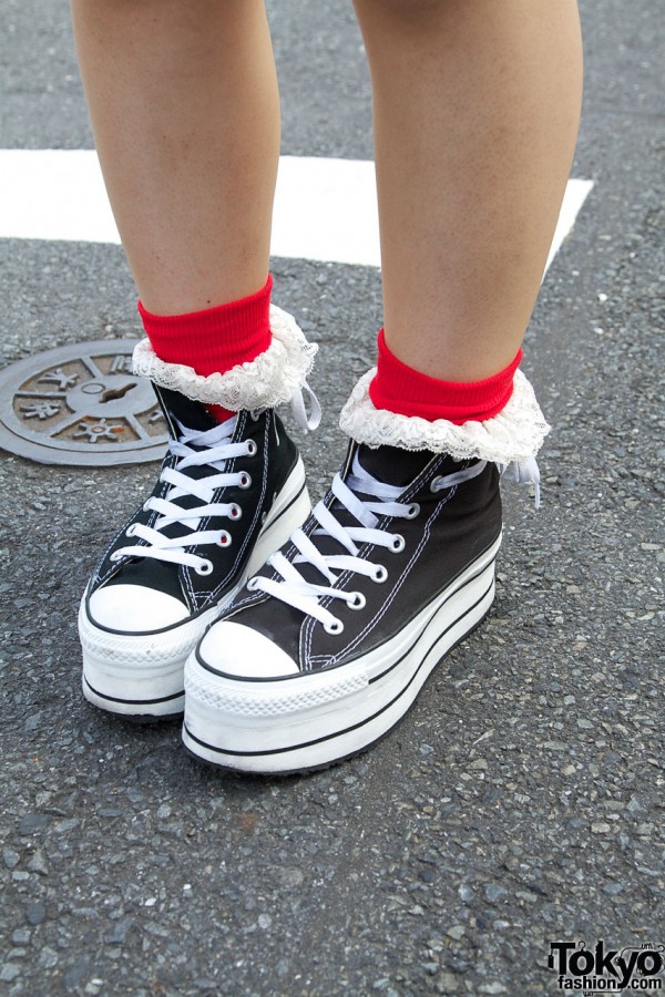 Lace trimmed socks & Nadia platform sneakers