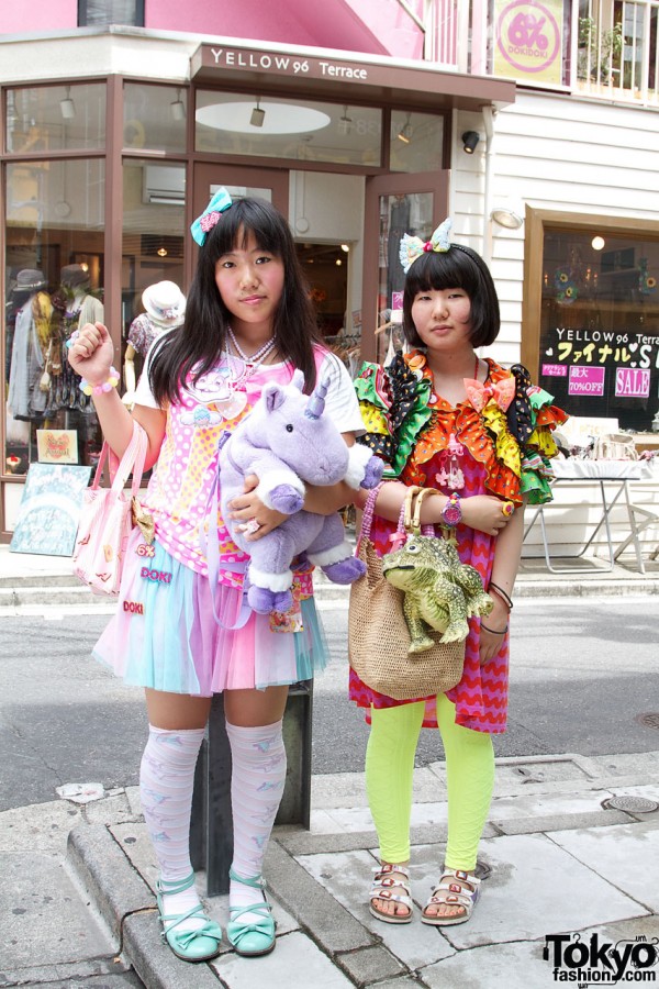 Cute Girls in 6%DokiDoki Clothes & Accessories