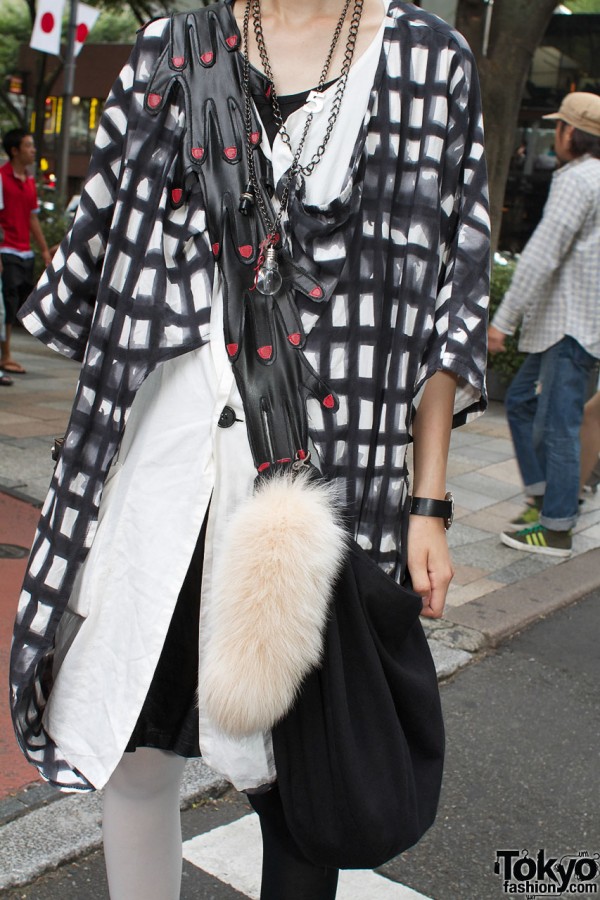 Monomania coat, white jacket & black dress