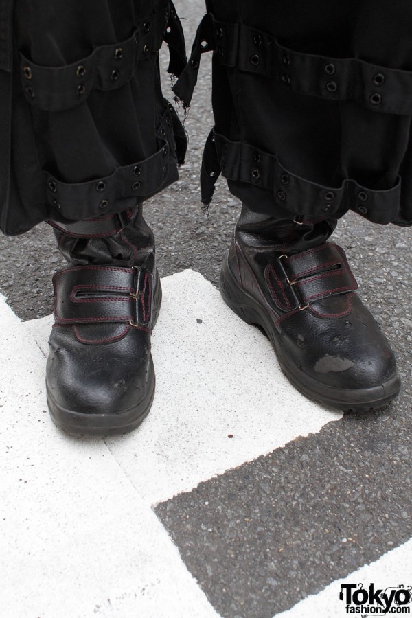 Hot Topic pants & black boots