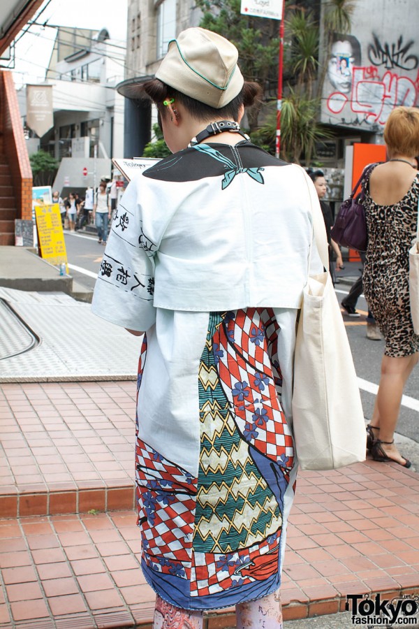 Graphic kimono-style dress