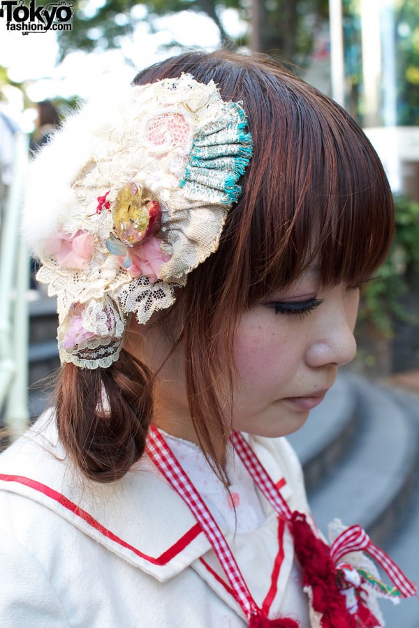 Lace hair ornament