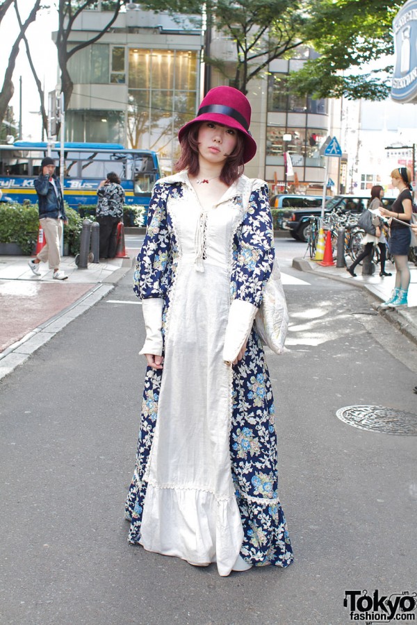 Fashion Student in Gunne Sax & Tokyo Bopper