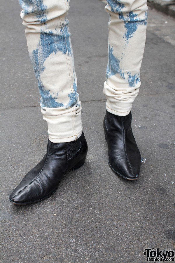 Skinny jeans & black boots