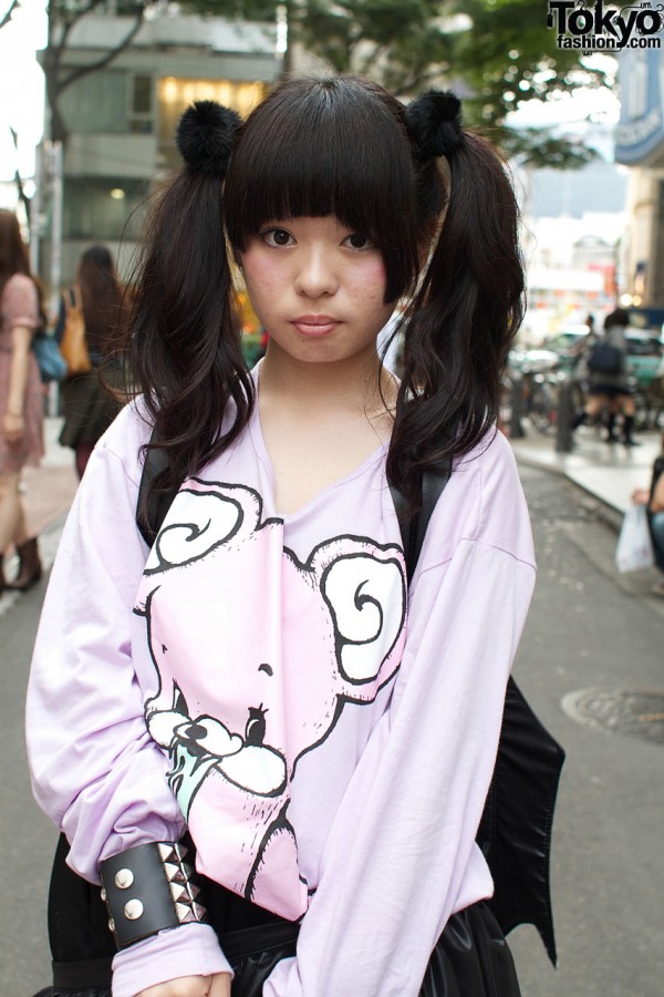 Pigtails & Monomania logo top